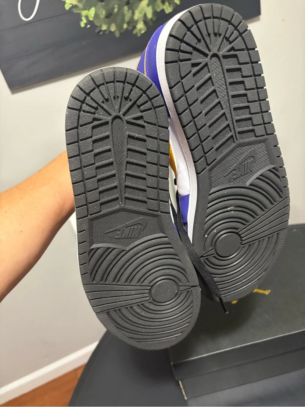 Air Jordan 1 mid - Lakers